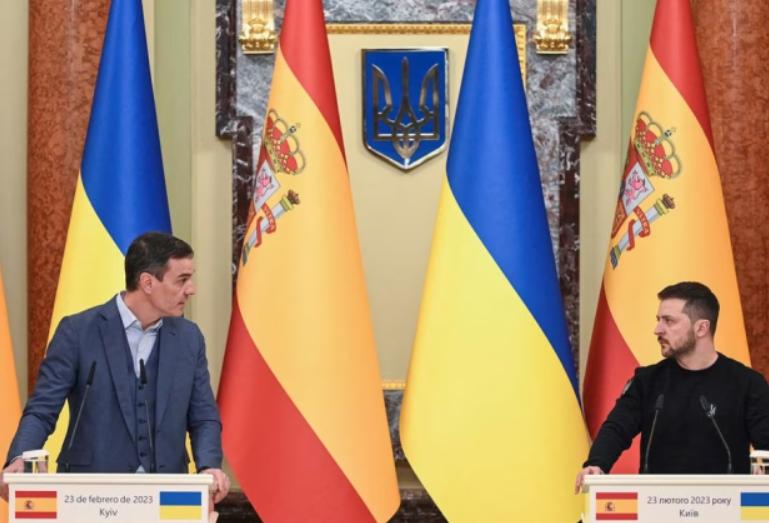 西班牙首相桑切斯正考虑辞职,西班牙首相桑切斯欢迎仪式