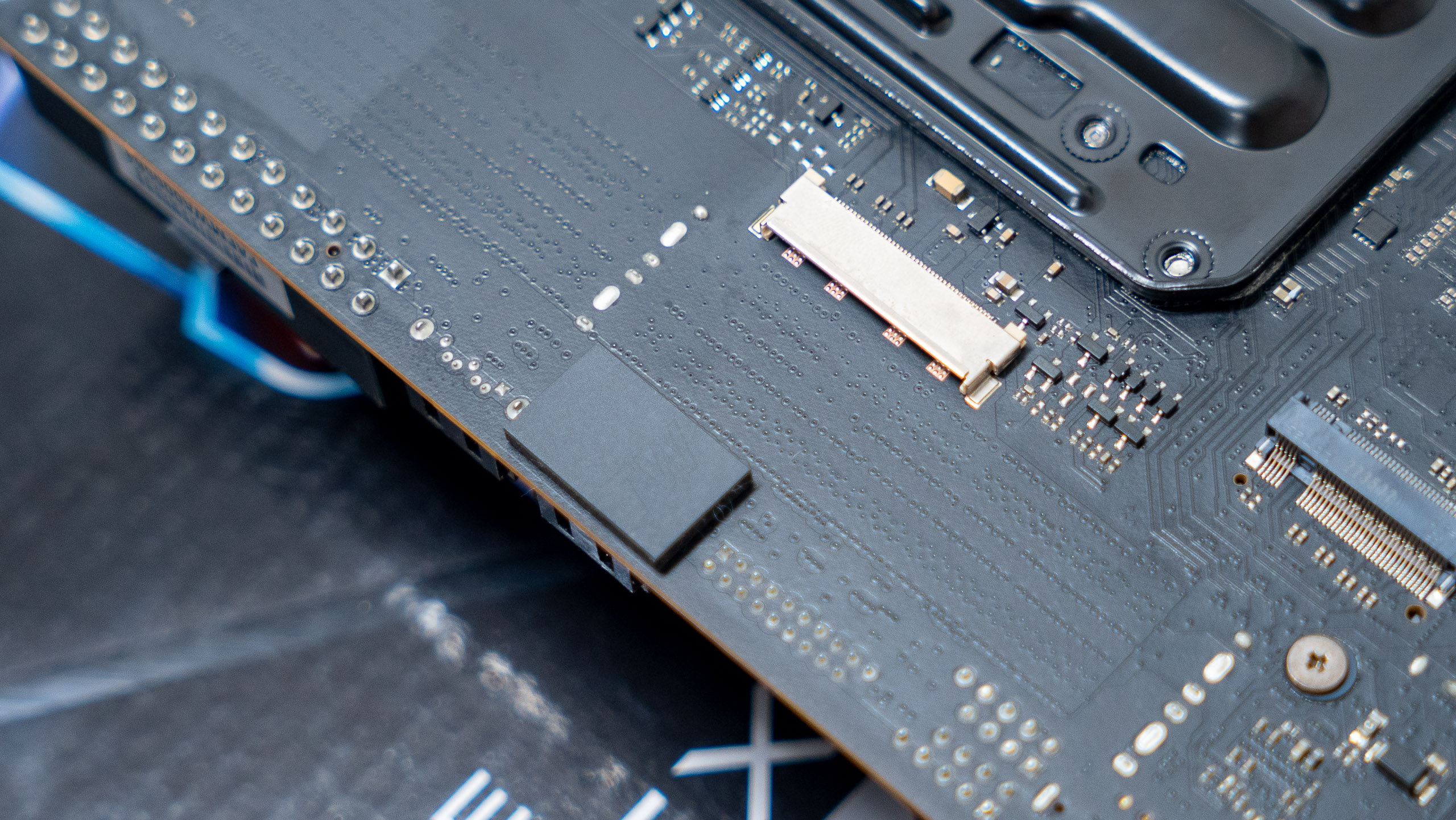 海盗船540机箱itx主板,海盗船itx小机箱拆解