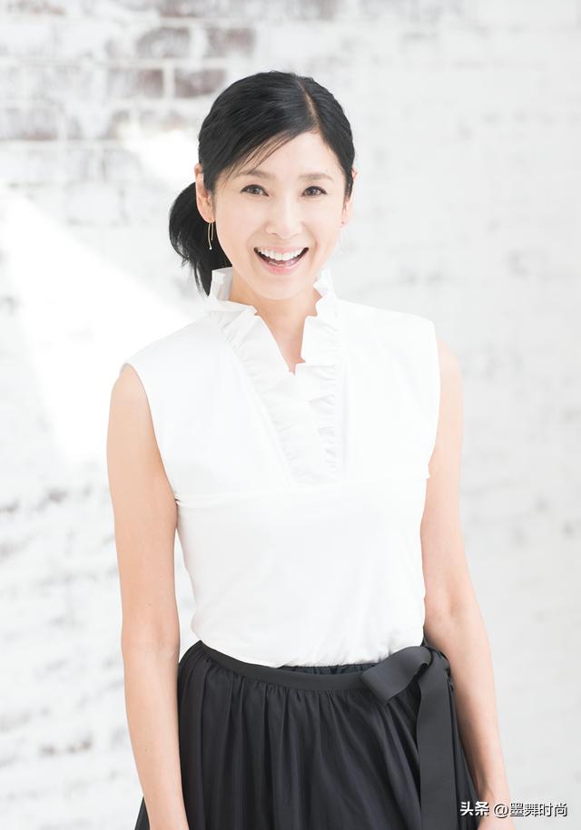 60岁的黑木瞳没做过医美吗,明星黑木瞳的保养方法