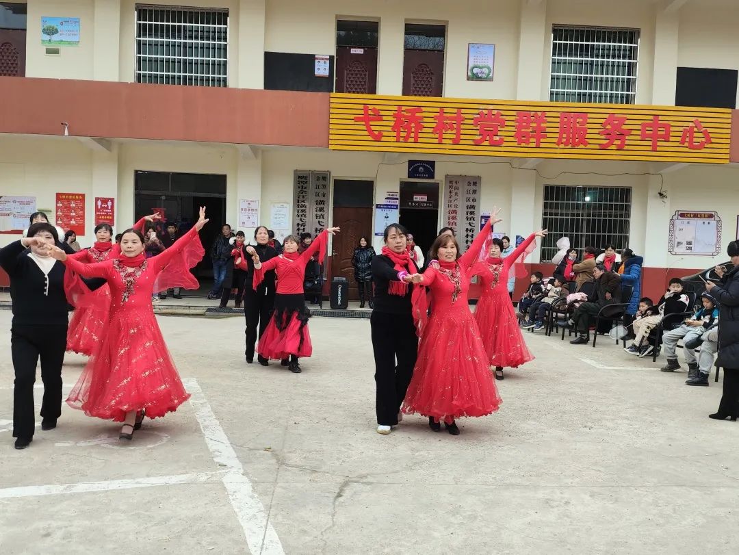 包饺子、吃汤圆、猜灯谜，余江多地欢乐迎元宵