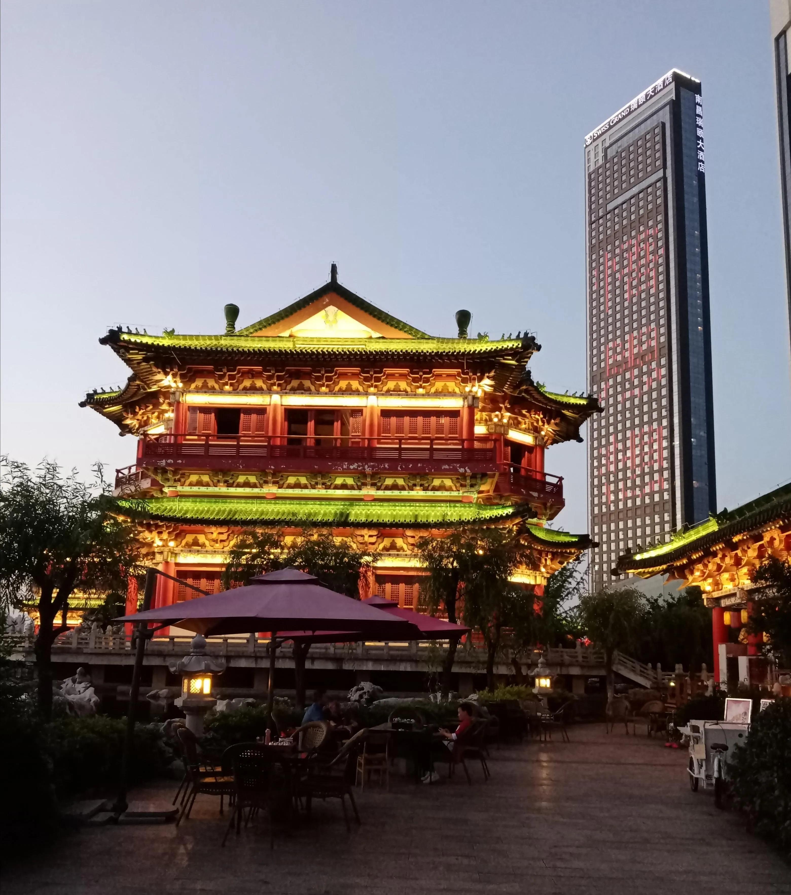 滕王阁是江南的三大名楼,滕王阁是我国三大名楼之首吗