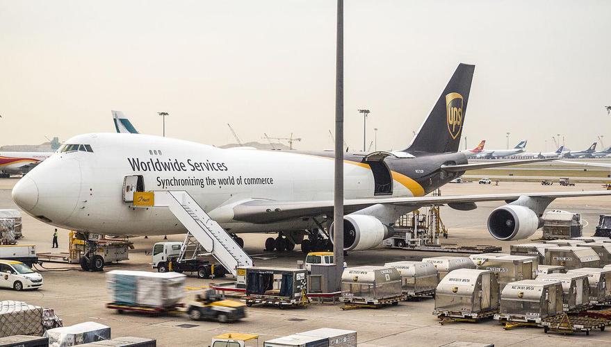 机票便宜航空公司靠什么盈利,机票这么便宜航空公司怎么挣钱