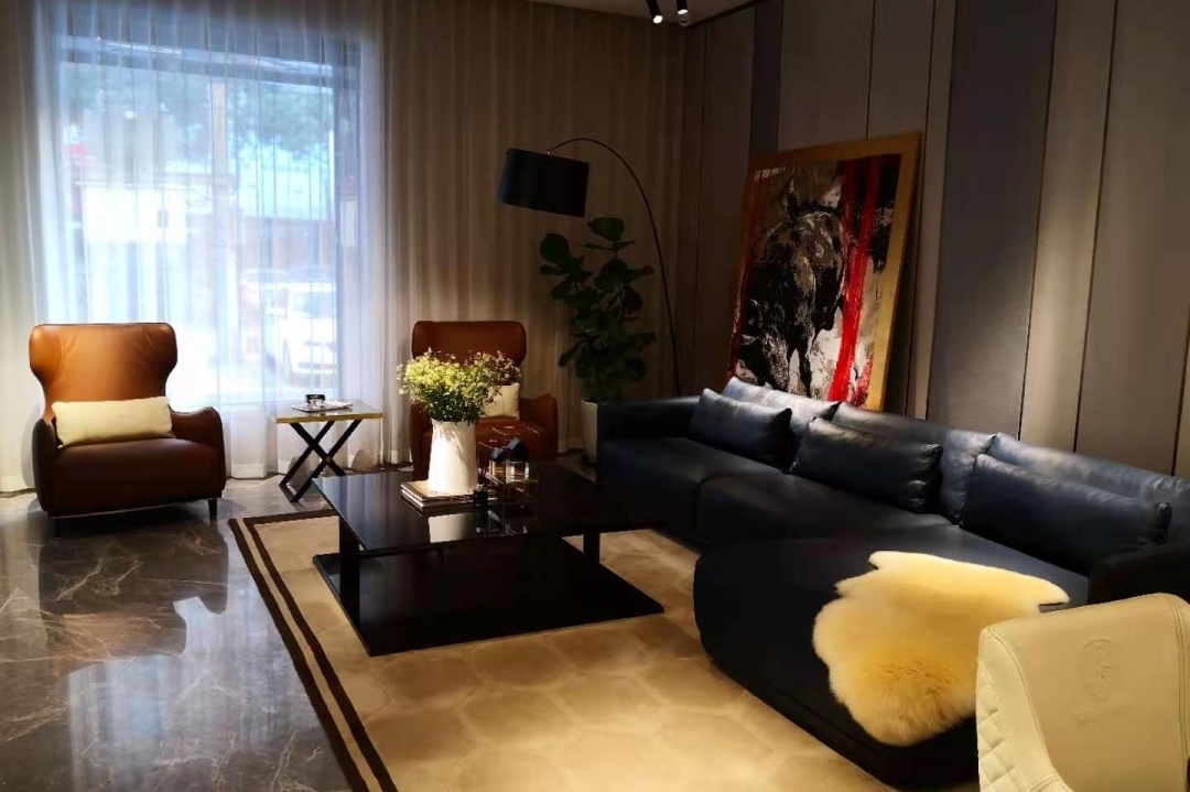 五一假期消费火热商业重拾烟火气,五一消费市场升温迅速显活力