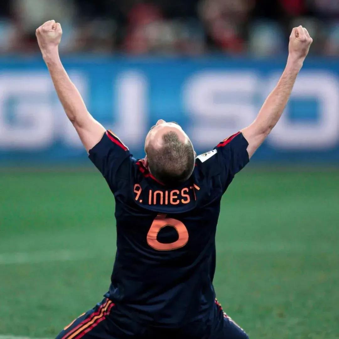 世界杯情侣头像,世界杯吉祥物头像