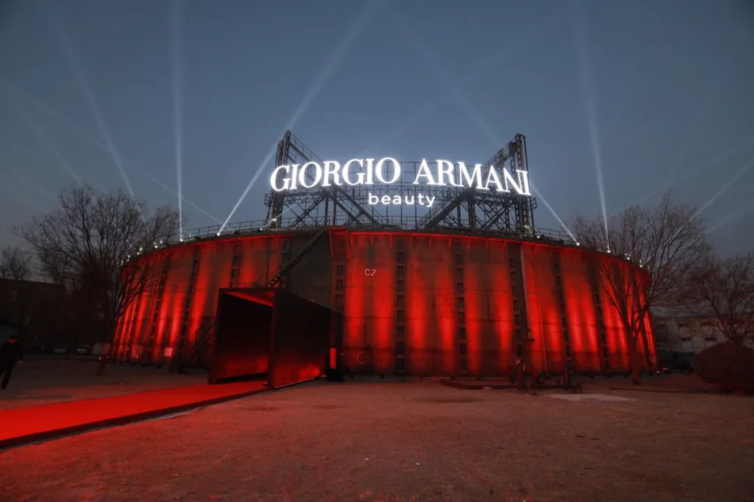 armani阿玛尼名字的由来,意大利品牌阿玛尼armani