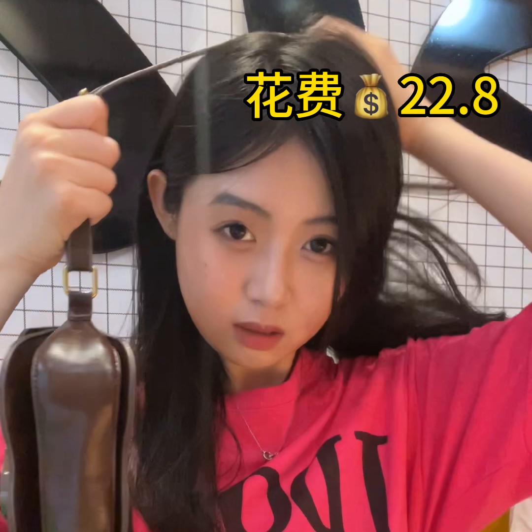 早餐:黑豆浆➕绿豆饼午餐:轻食晚餐:披萨本来想去...