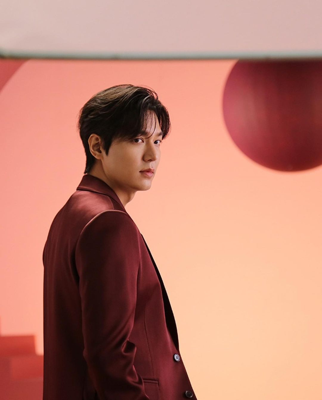 韩国男明星十大帅哥宋仲基,宋仲基李俊昊