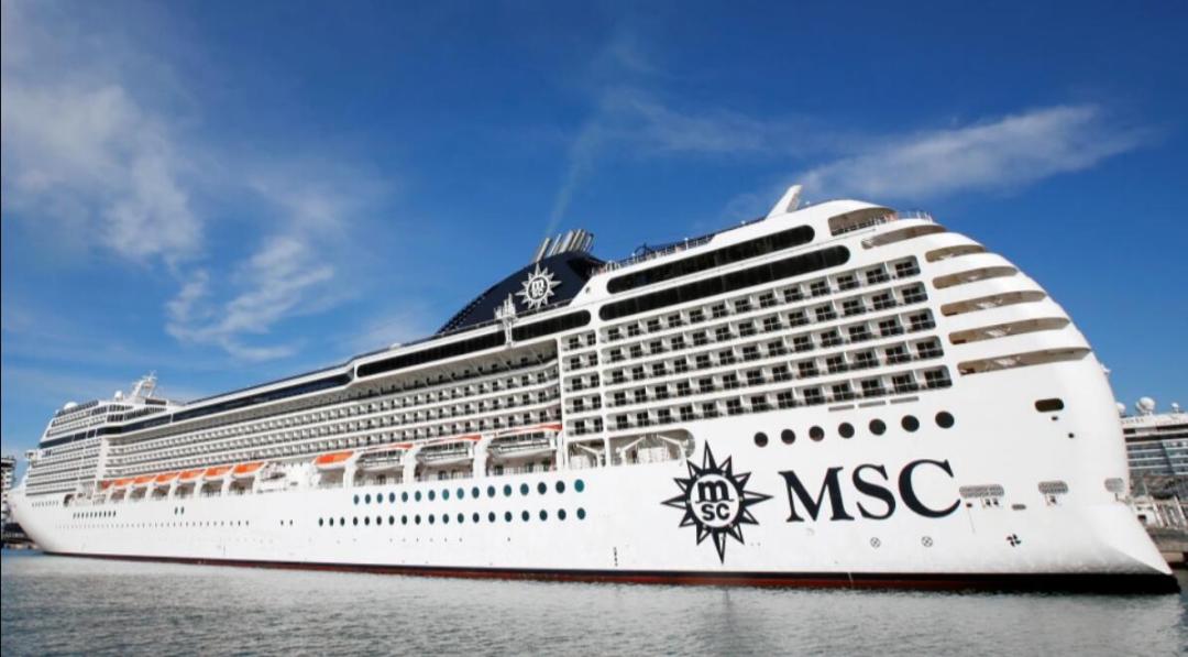 卡塔尔花2000亿是赚了还是亏了,卡塔尔回应世界杯花费2000亿美元