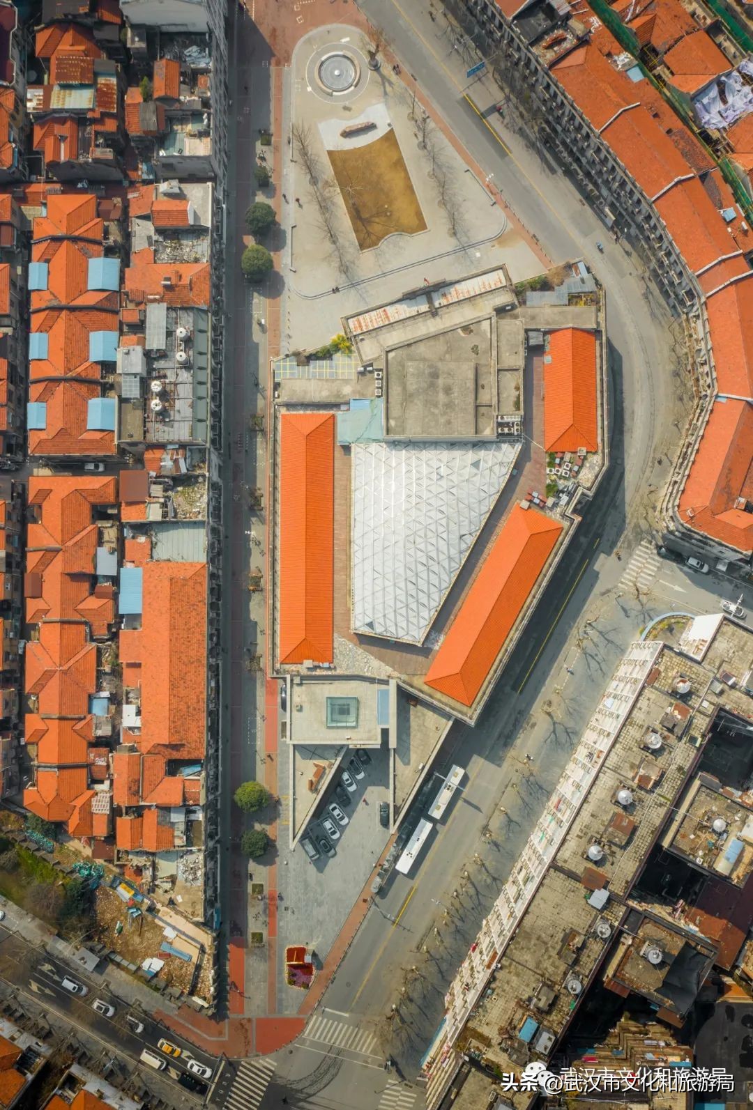 武汉的三个高度,武汉最高点在哪里