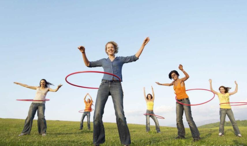 减后背赘肉和肚子最有效运动视频,坐着收腹运动能减掉肚子赘肉吗