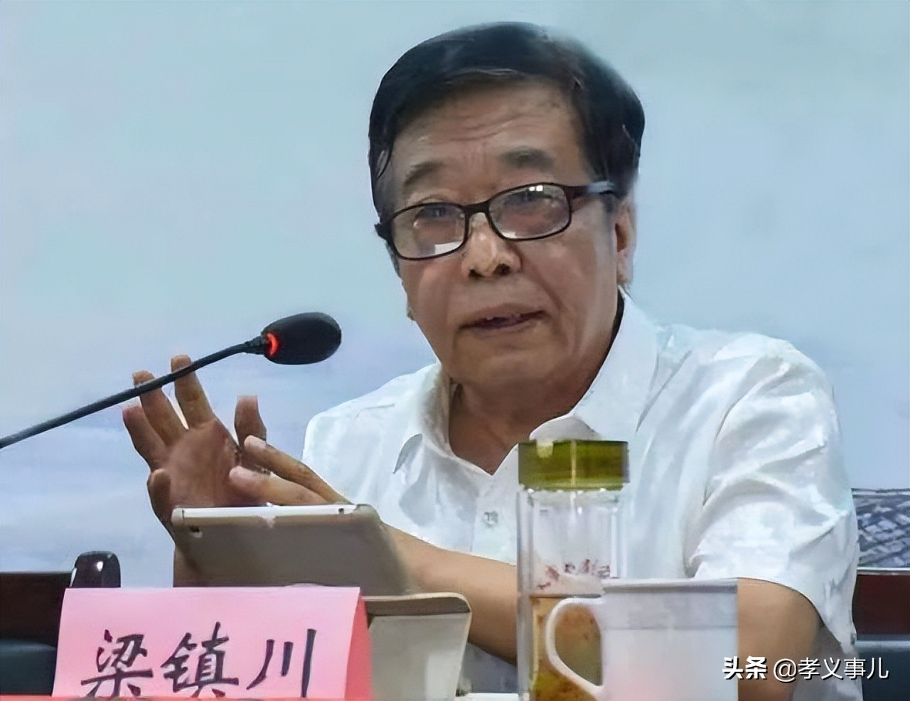 70年栉风沐雨70载春华秋实,70年栉风沐雨70年砥砺前行