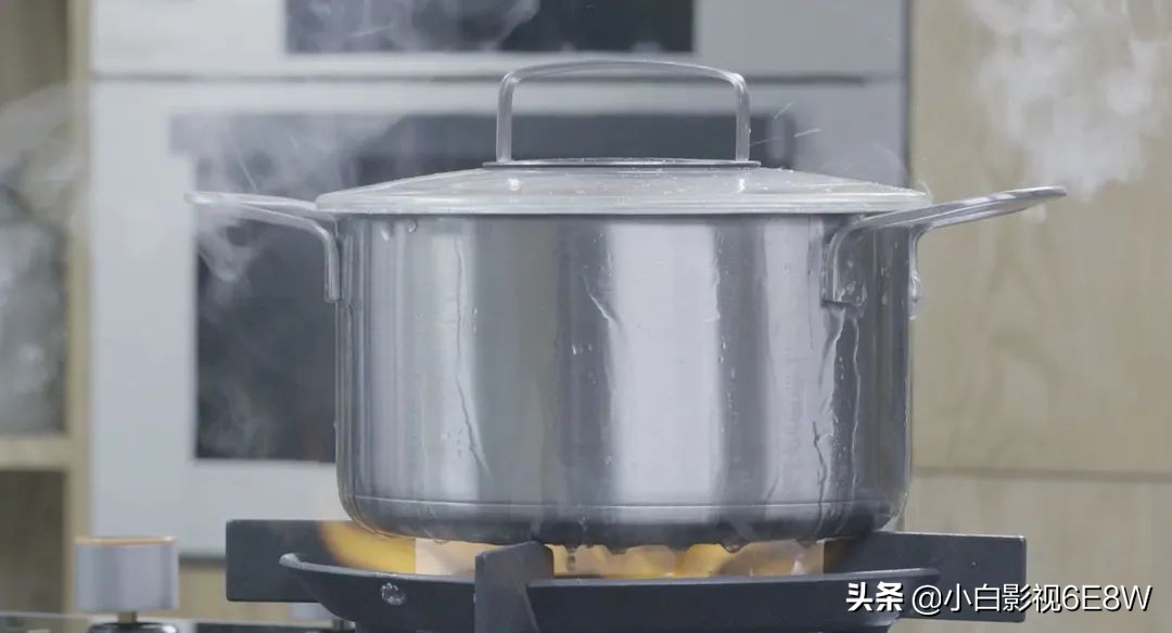 灶具打不着火没有燃气的声音,天然气灶具打不着火是什么原因