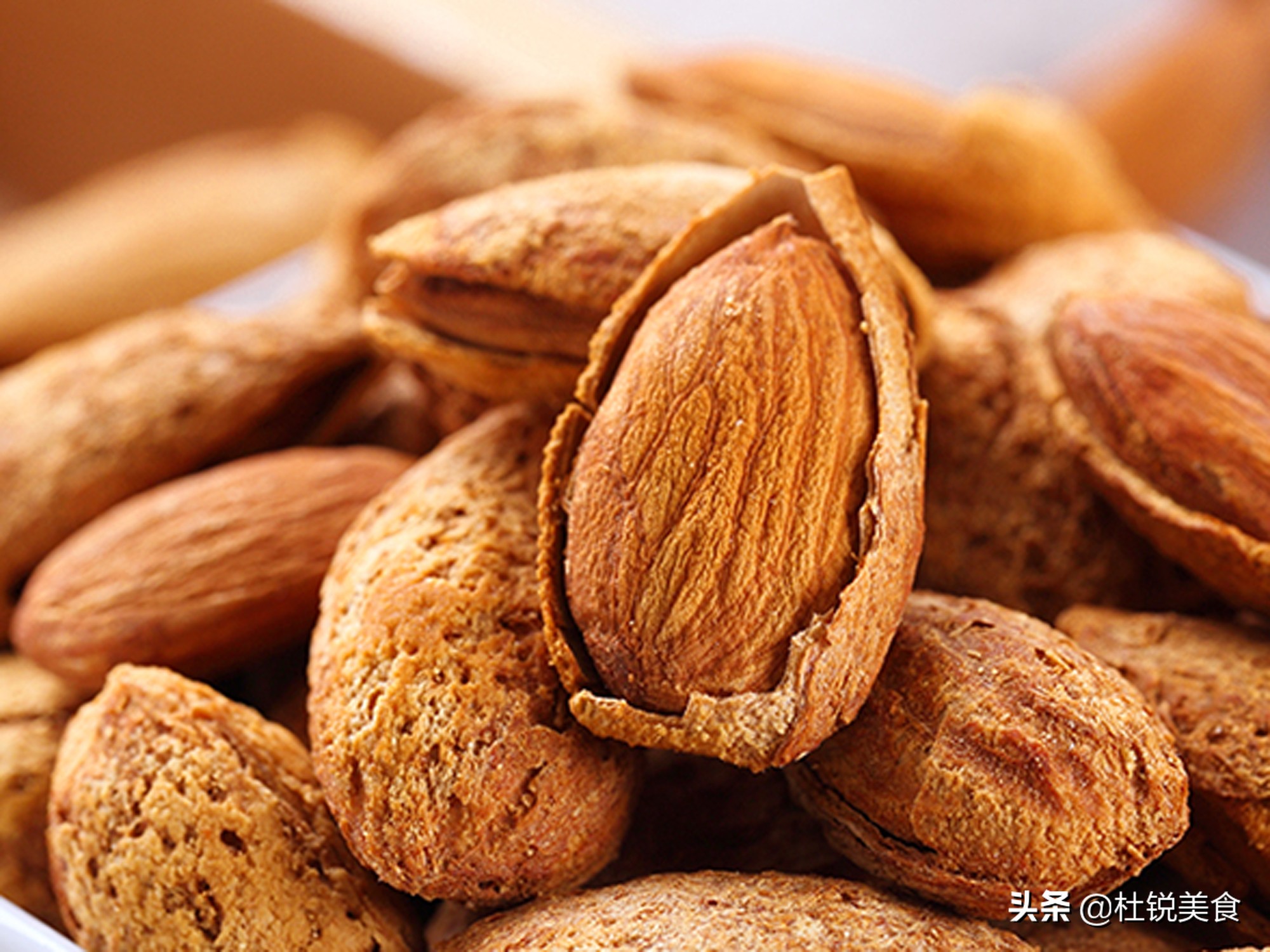 过年必买的干果怎样买到,过年买什么干果好吃又简单