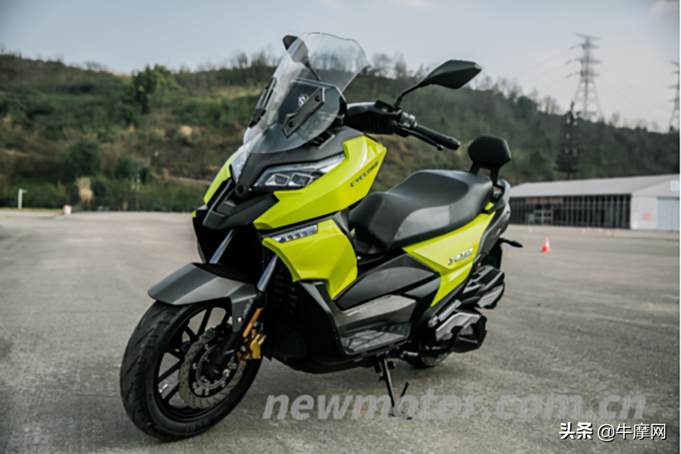 宗申1000型四缸三轮车试驾视频,宗申试驾