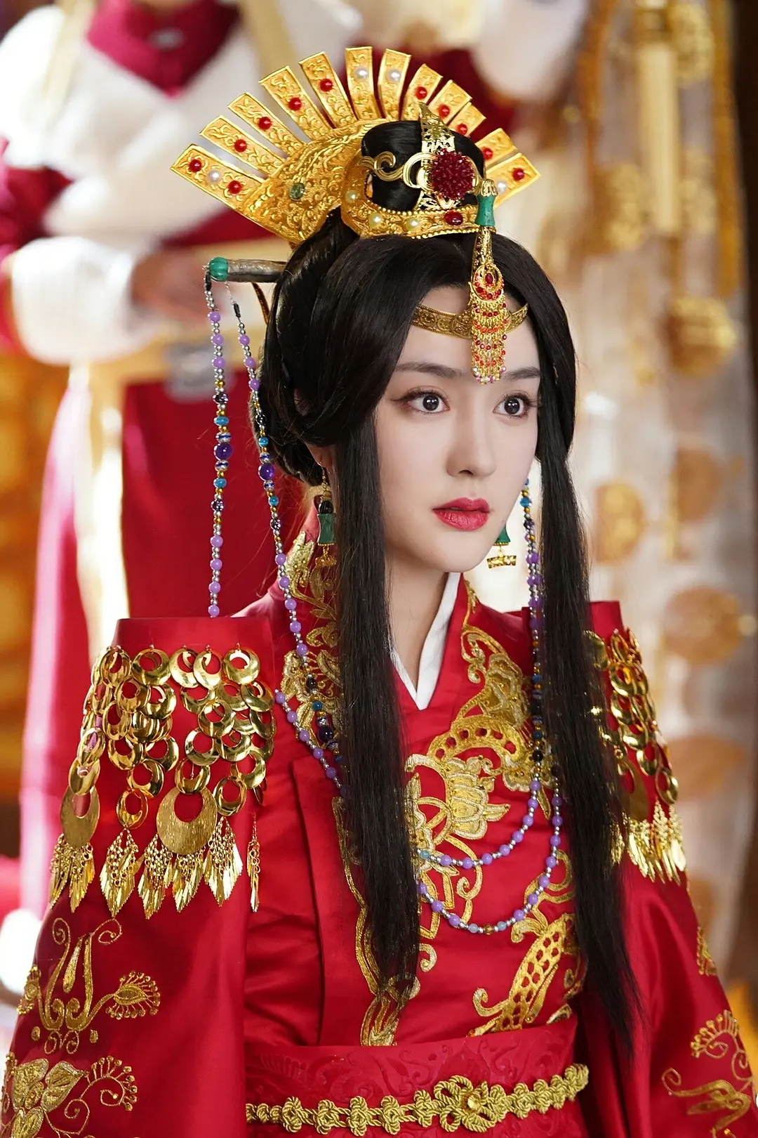 满屏锥子下巴充气硅胶脸，翻拍剧越来越难看，新旧版演员对比惨烈