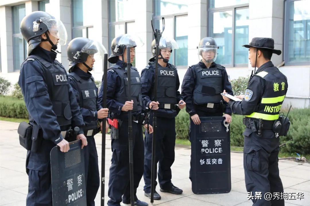 新警培训铁一般的纪律,认真参加新警入警培训