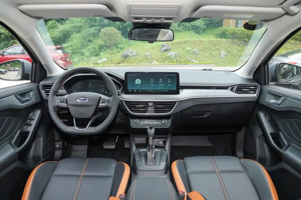 15万左右选家轿这三款性价比超高,顶配不到10万元4款轿车性价比超高