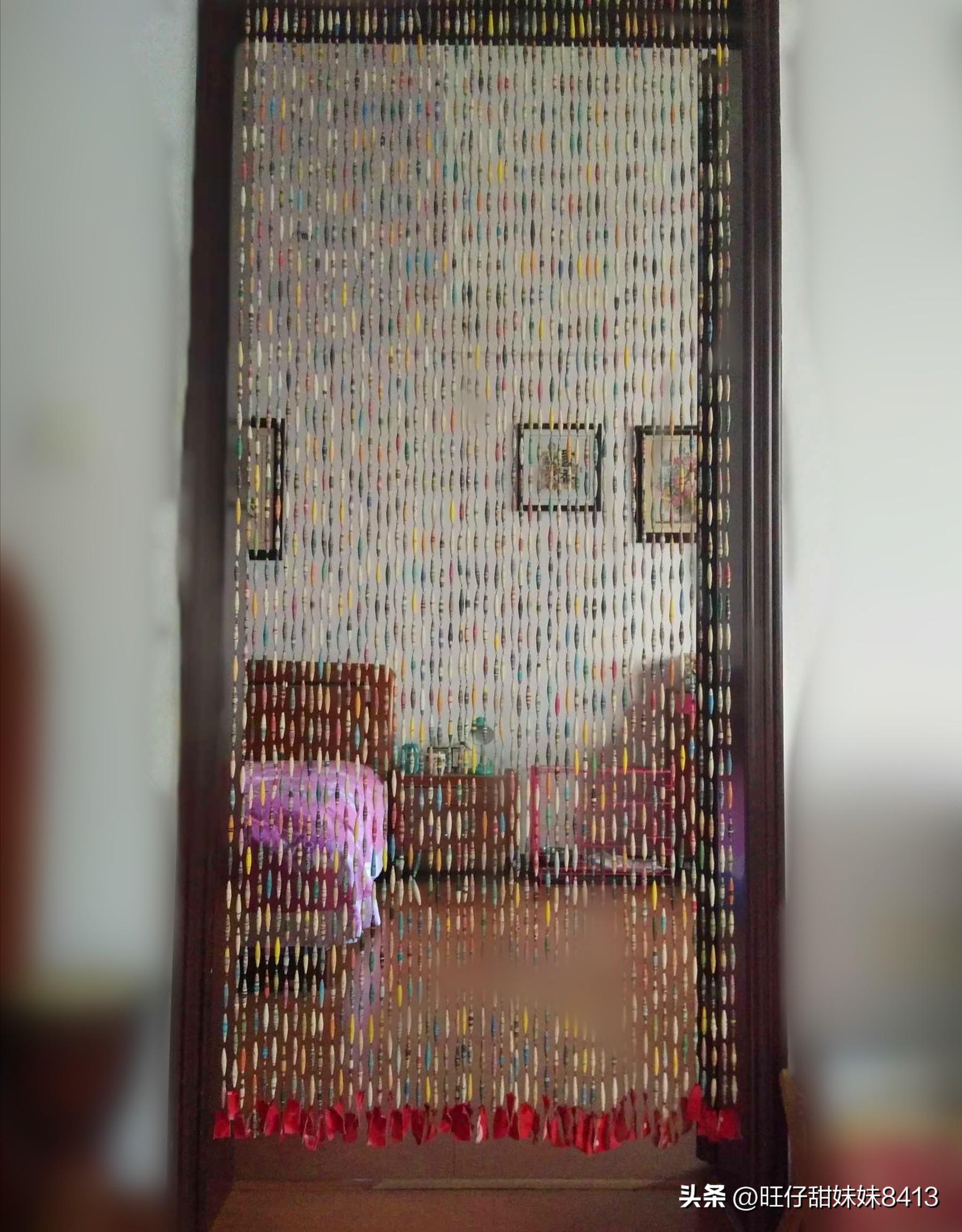 80年代自制门帘挂历纸,旧挂历挂帘