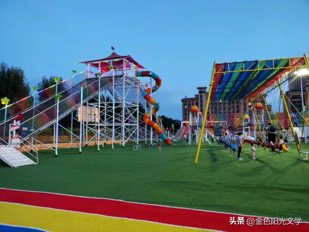 一年级自己画图写话,一年级看图说话写话