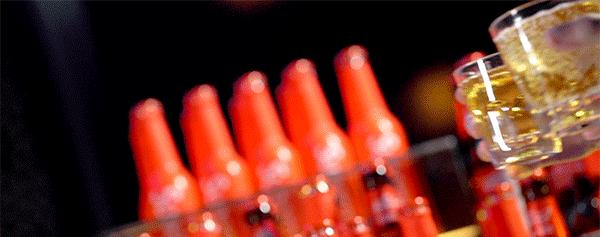 livehouse鐜板満鍚瓕姘涘洿,livehouse闊充箰鐜板満鎵撴灦