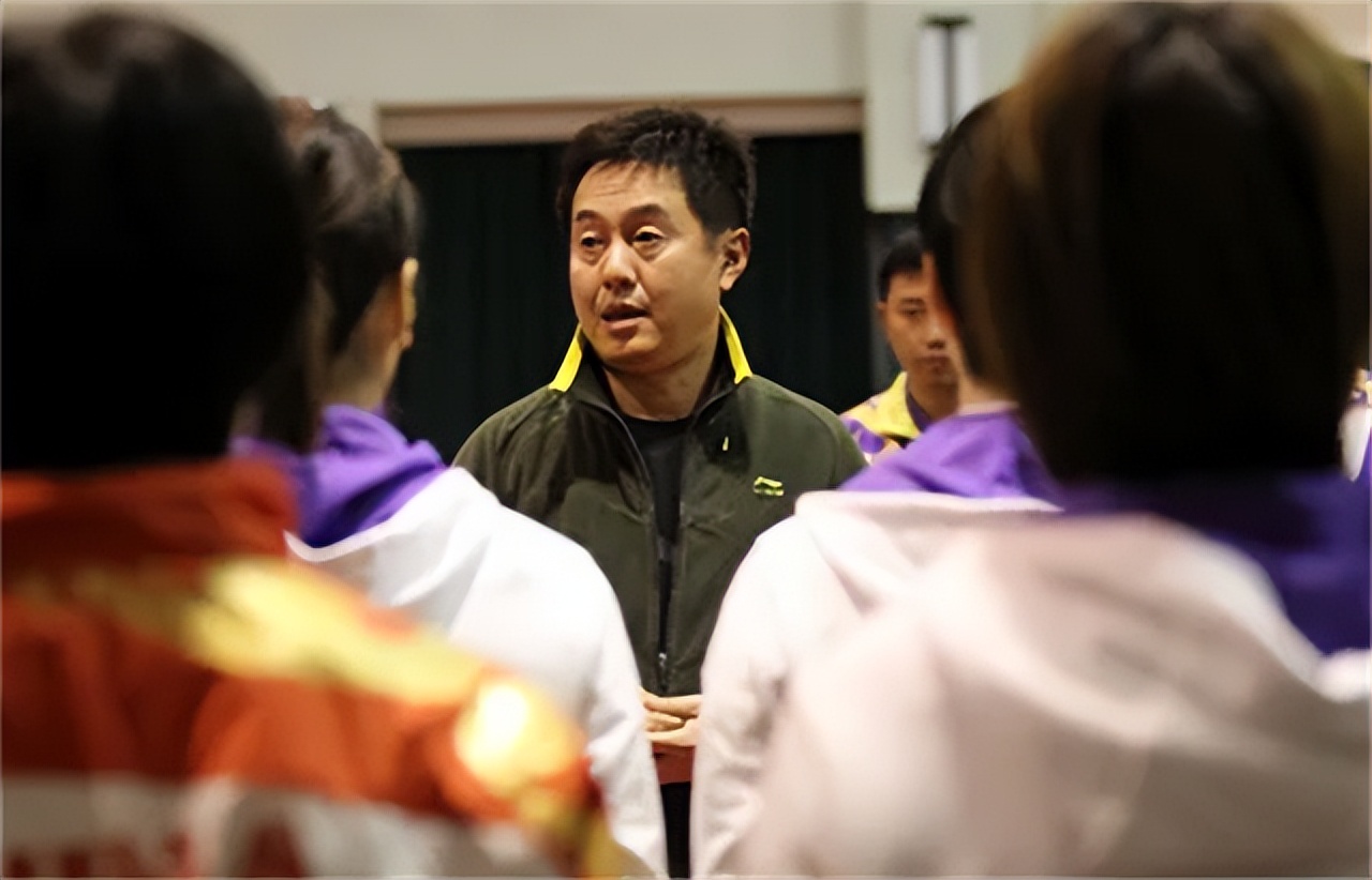 施之皓退出教练后谁当女乒教练,国乒教练施之皓现状