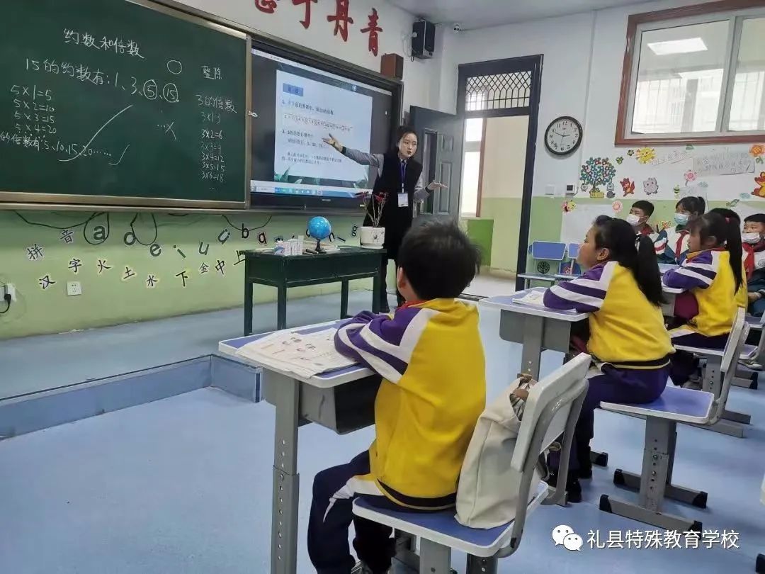 鐗规畩鏁欒偛瀛︽牎宸ヤ綔鍥炵湼,鐖卞績娴囩亴闈欏緟鑺卞紑