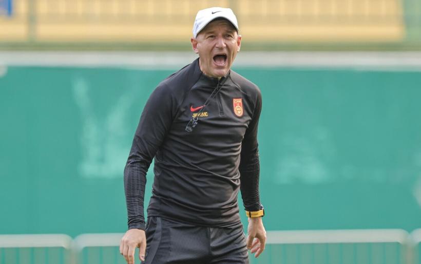 PK新西兰！国足首发11人浮现：武磊+新10号领衔，新帅首秀3线失衡