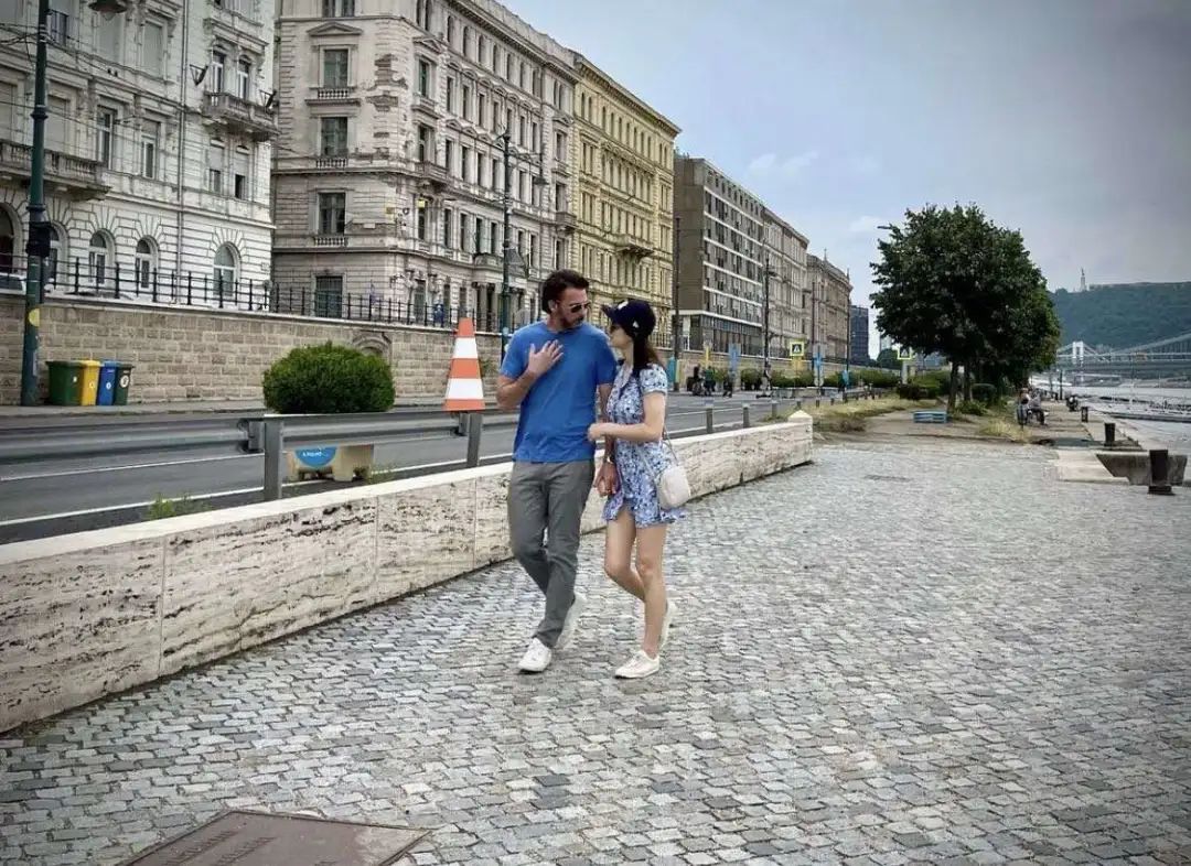 年纪轻轻就结婚的好莱坞女明星,好莱坞女星婚姻状况