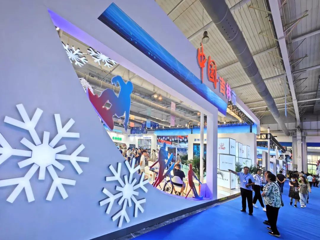 鎶㈠厛鎺㈢濂ョ壒鑾辨柉,鎶㈠厛鎺㈠崠鍦哄畬鏁寸増