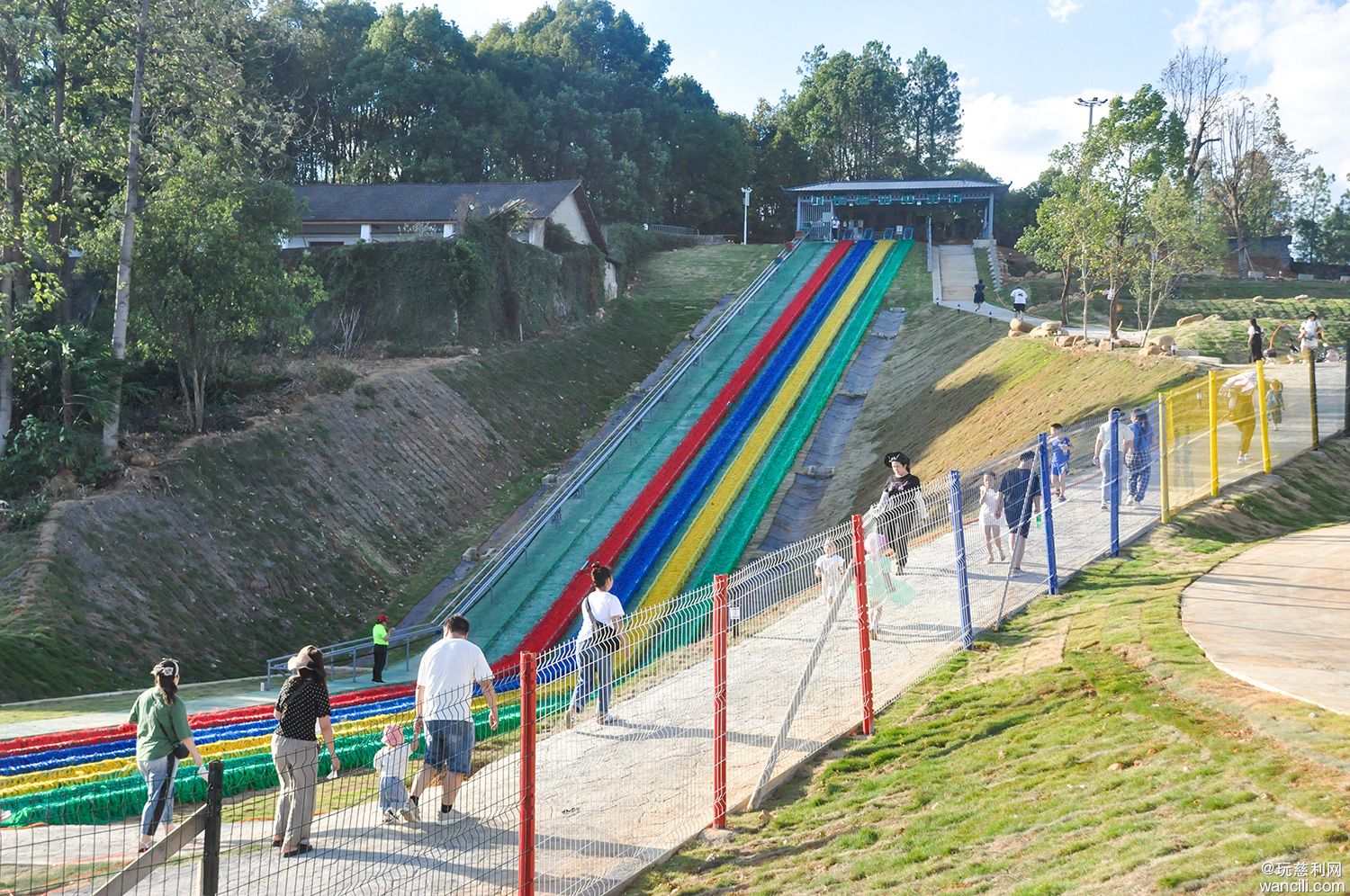 张家界万福温泉游玩图片,万福温泉欢乐谷处处是风景