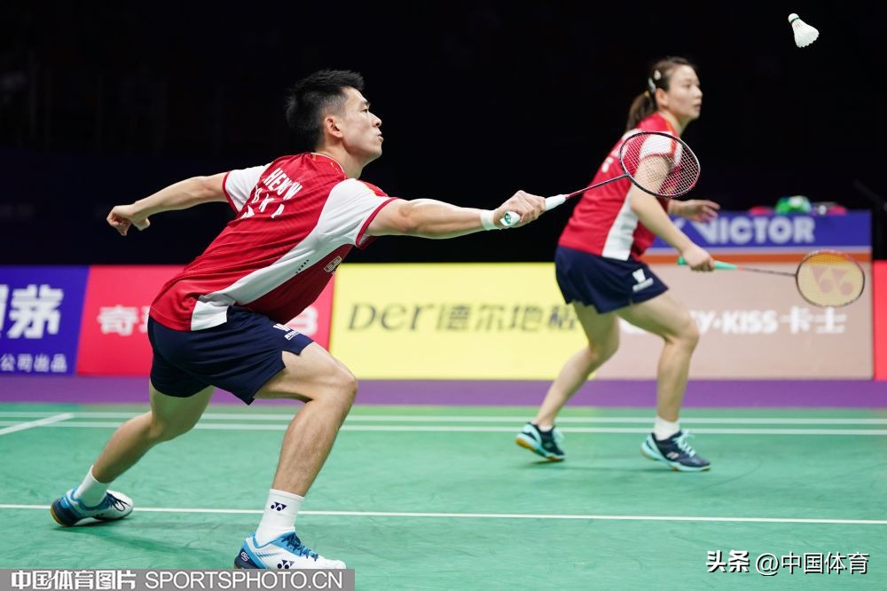 苏杯中国3-2逆转挺进4强,苏杯决赛中国对日本男双