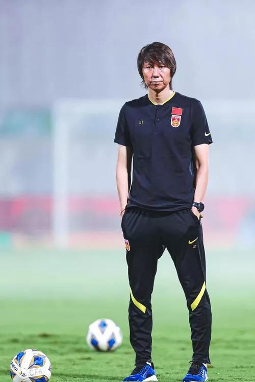 李铁故意刁难归化球员被洛国富实锤了