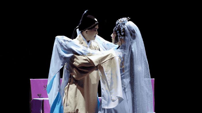 中国最叛逆的情爱戏，绝美上演