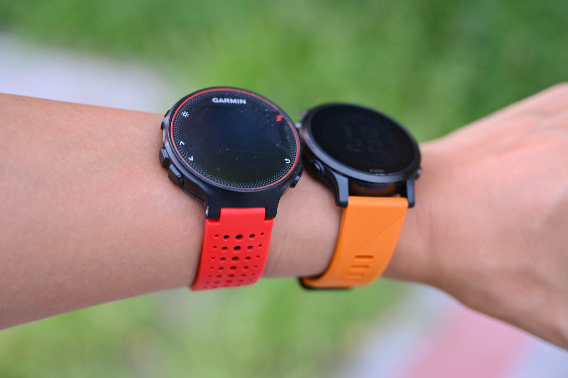 别再花冤枉钱了，时尚好用的专业跑表：宜准R6