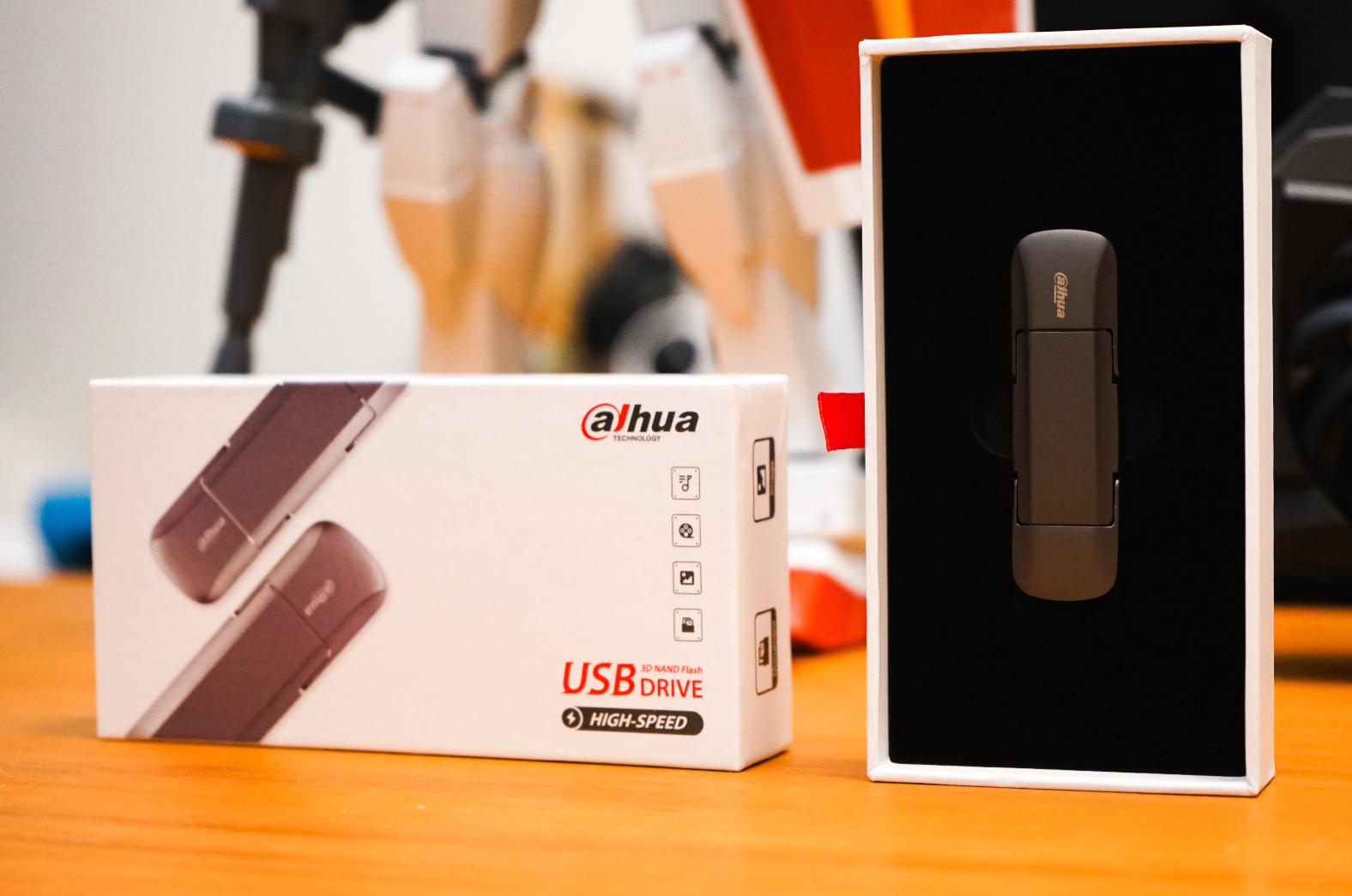 为什么大华809拷贝速度30多兆,大华s809支持win7吗