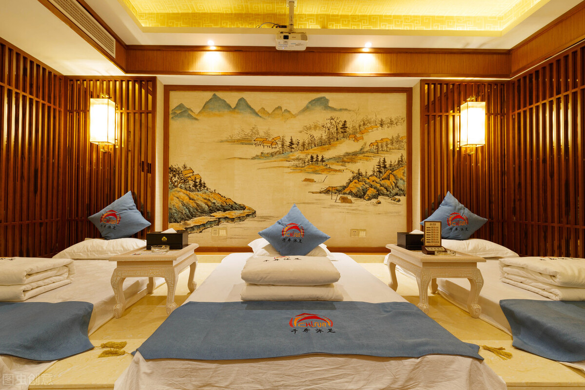 从修脚拔罐、足底保健到足浴养生会所:郑州足疗店的发展变迁