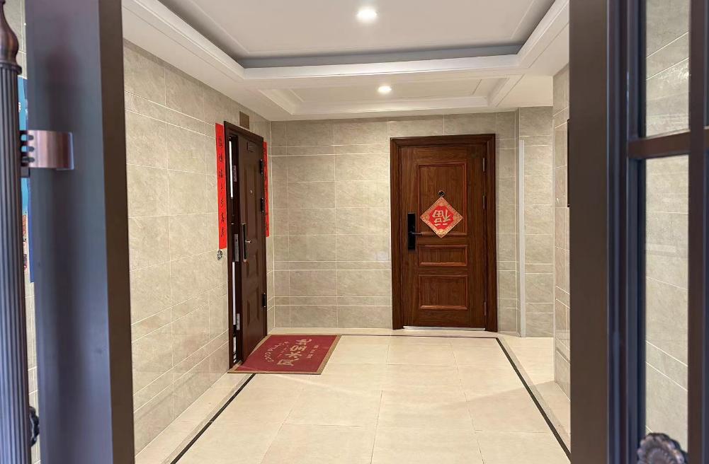 閲戝湴鍗楁箹鑹哄灏忓尯缁存潈,閲戝湴鍗楁箹鑹哄缁存潈