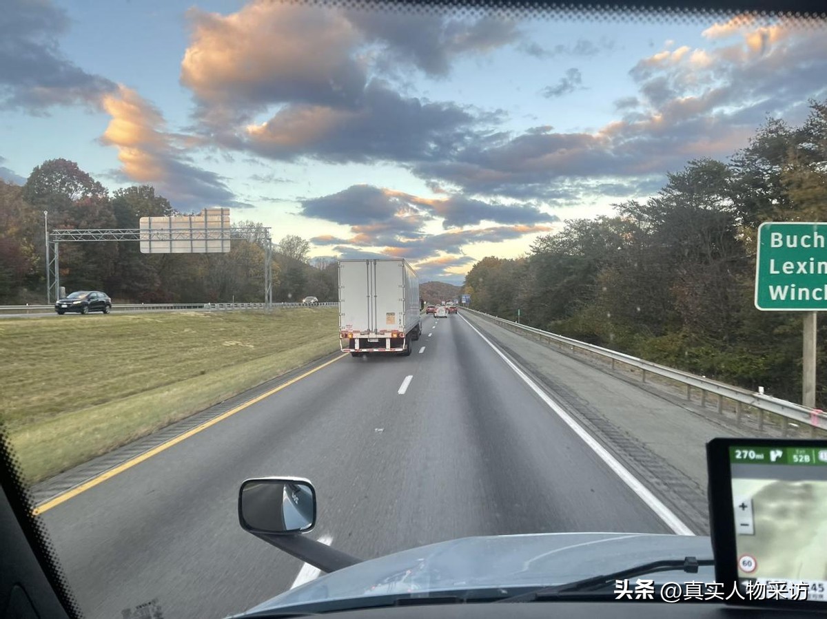 在美国，卡车司机是华人圈里香饽饽，月薪4千美元，但入行需谨慎