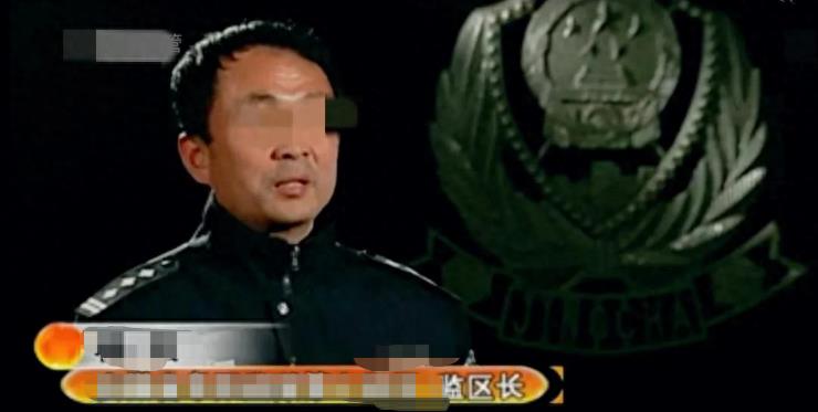 男子与妻子嬉戏时，发现妻子*处私**有伤痕，妻子：不小心被刺伤