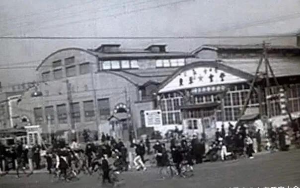 北京儿时回忆90后,北京80年代童年的回忆视频