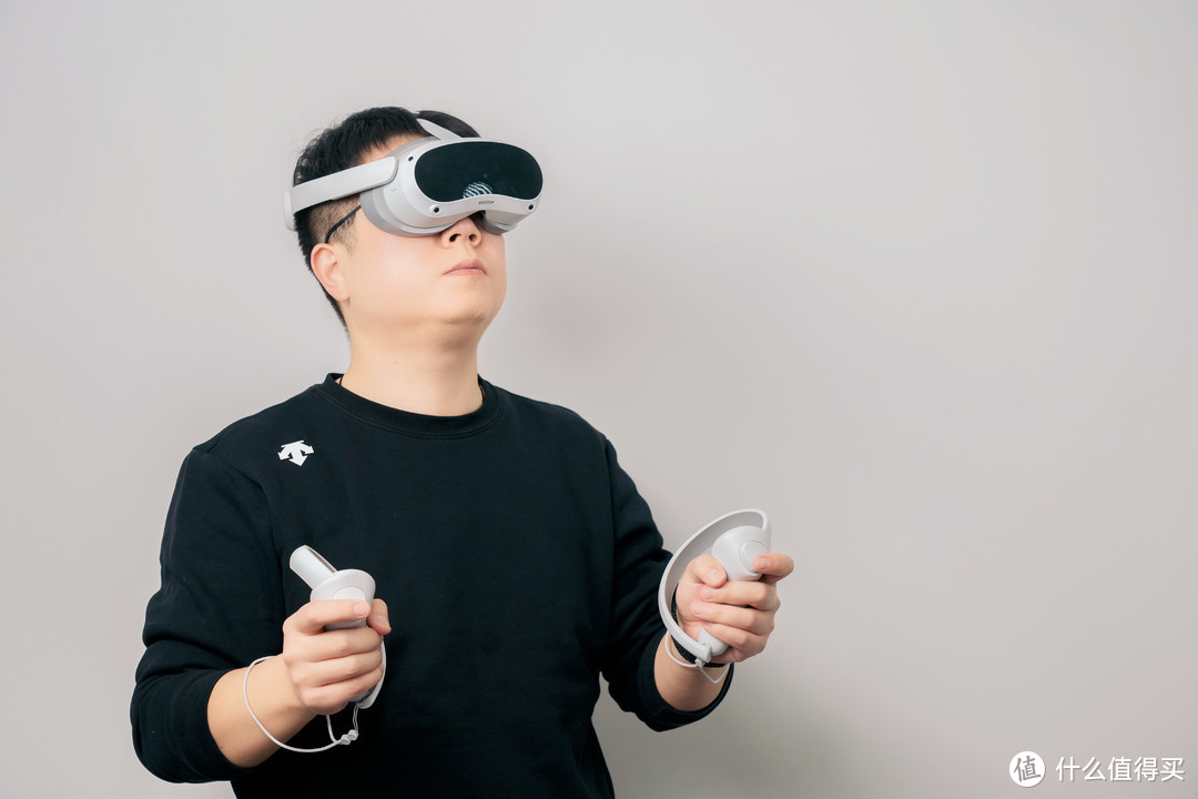 拥抱新世界的再进化：PICO4VR一体机上手