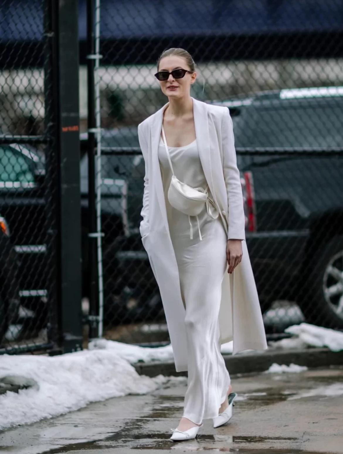 女人再懒别穿牛仔裤就出门,女人再懒也别穿连衣裙