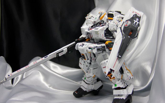 圣盾高达模型改造大全,rg飞翼零式改高达模型