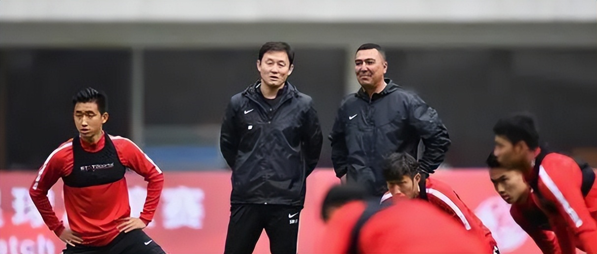 从“国脚荒漠”到亚青赛闪耀,*疆新**球员请继续野蛮成长