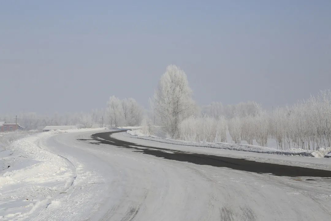 穿越雪原自驾游,穿越雪乡攻略