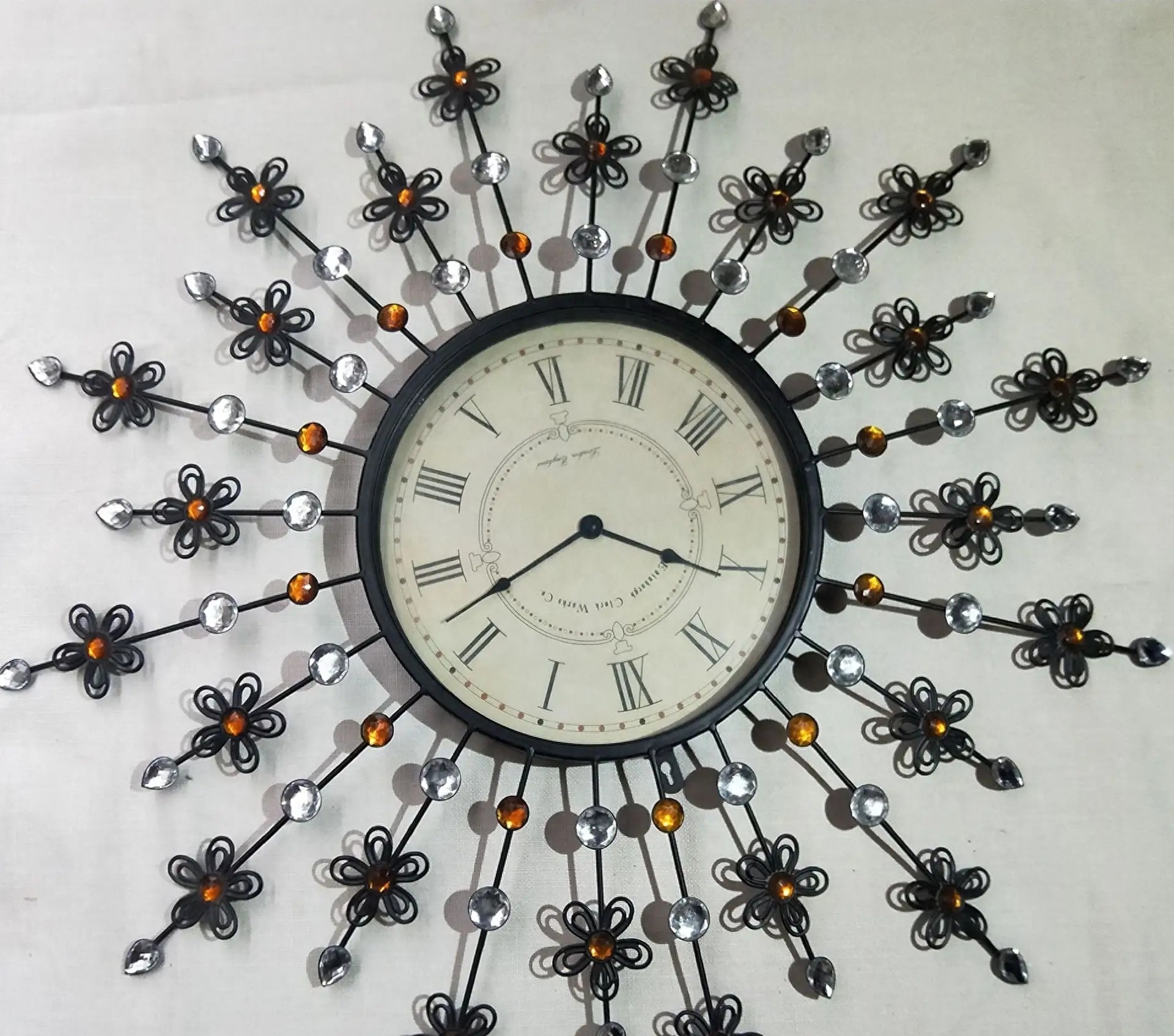 老话说钟不挂三处,钟有三不挂镜有三不摆