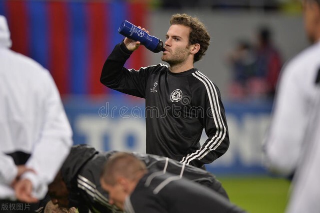 伪球迷的意义,伪球迷行为