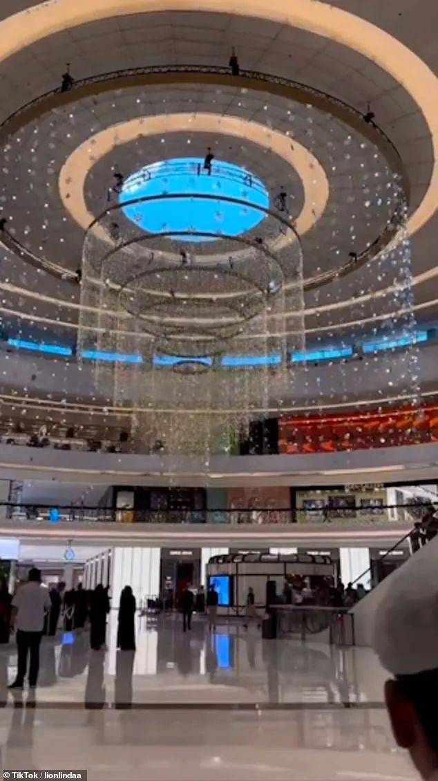 妻子吐槽丈夫对我太抠门,妻子吐槽丈夫对自己抠门