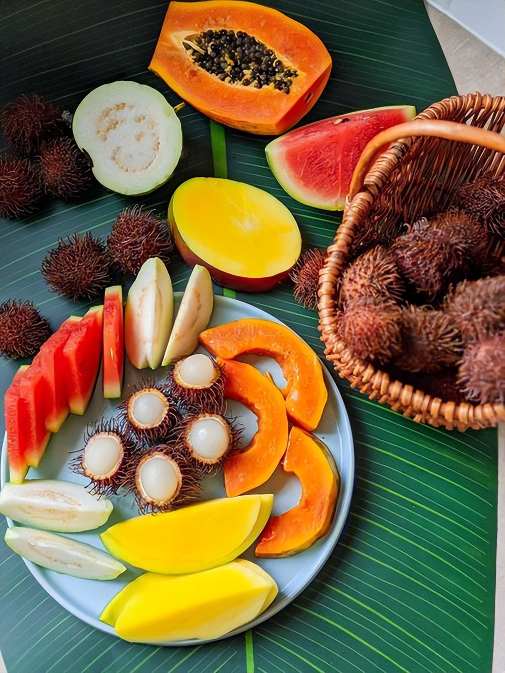 杏吃多了对脾胃有什么伤害,脾胃不好能吃李子和杏