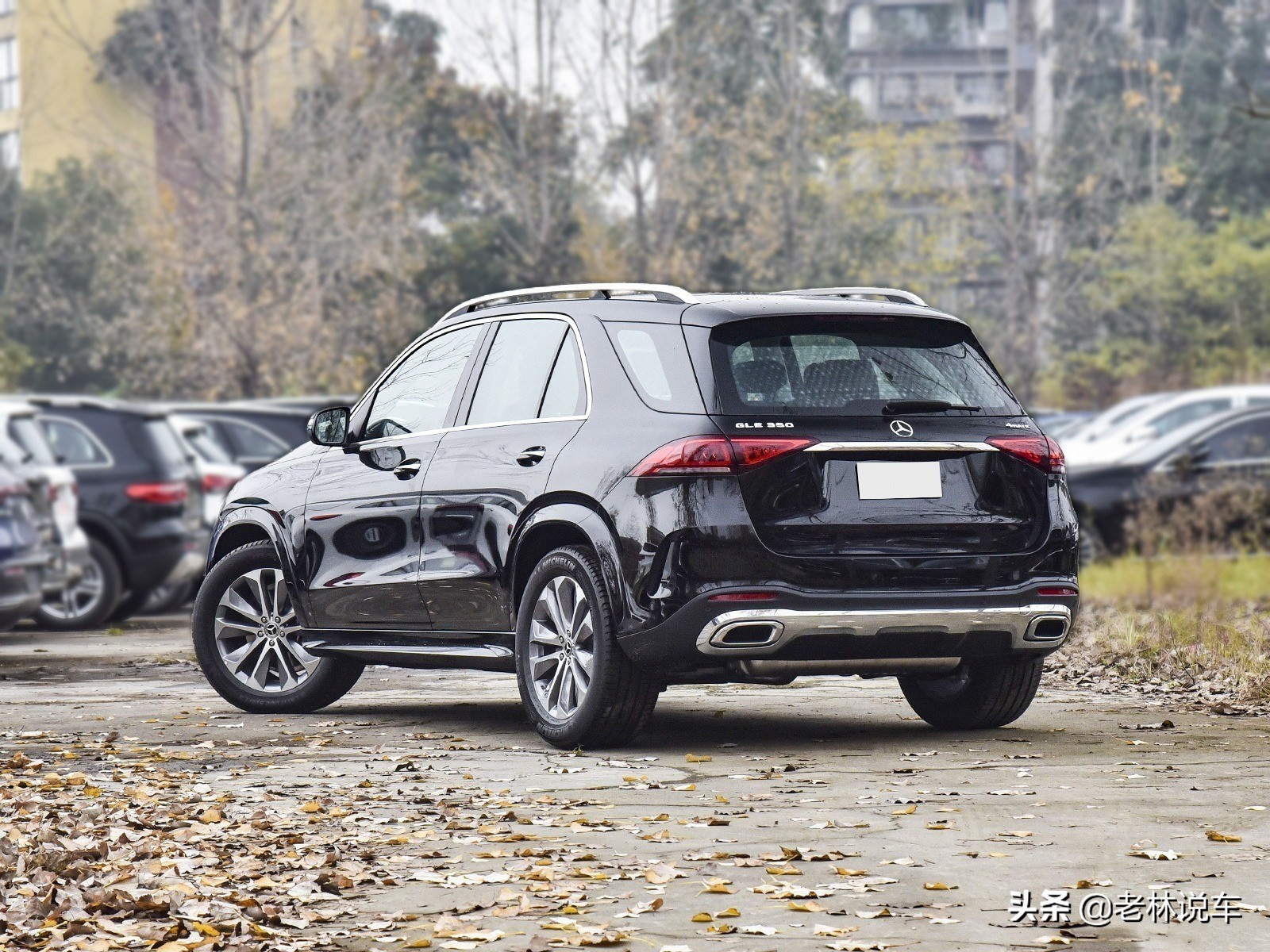 奔驰e和gle哪个更值得买,奔驰gle350e混动值得买吗